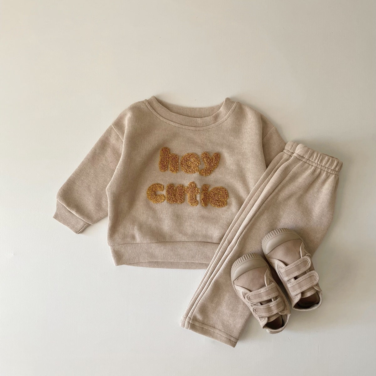 Baby's Autumn 2-Piece Embroidery Set