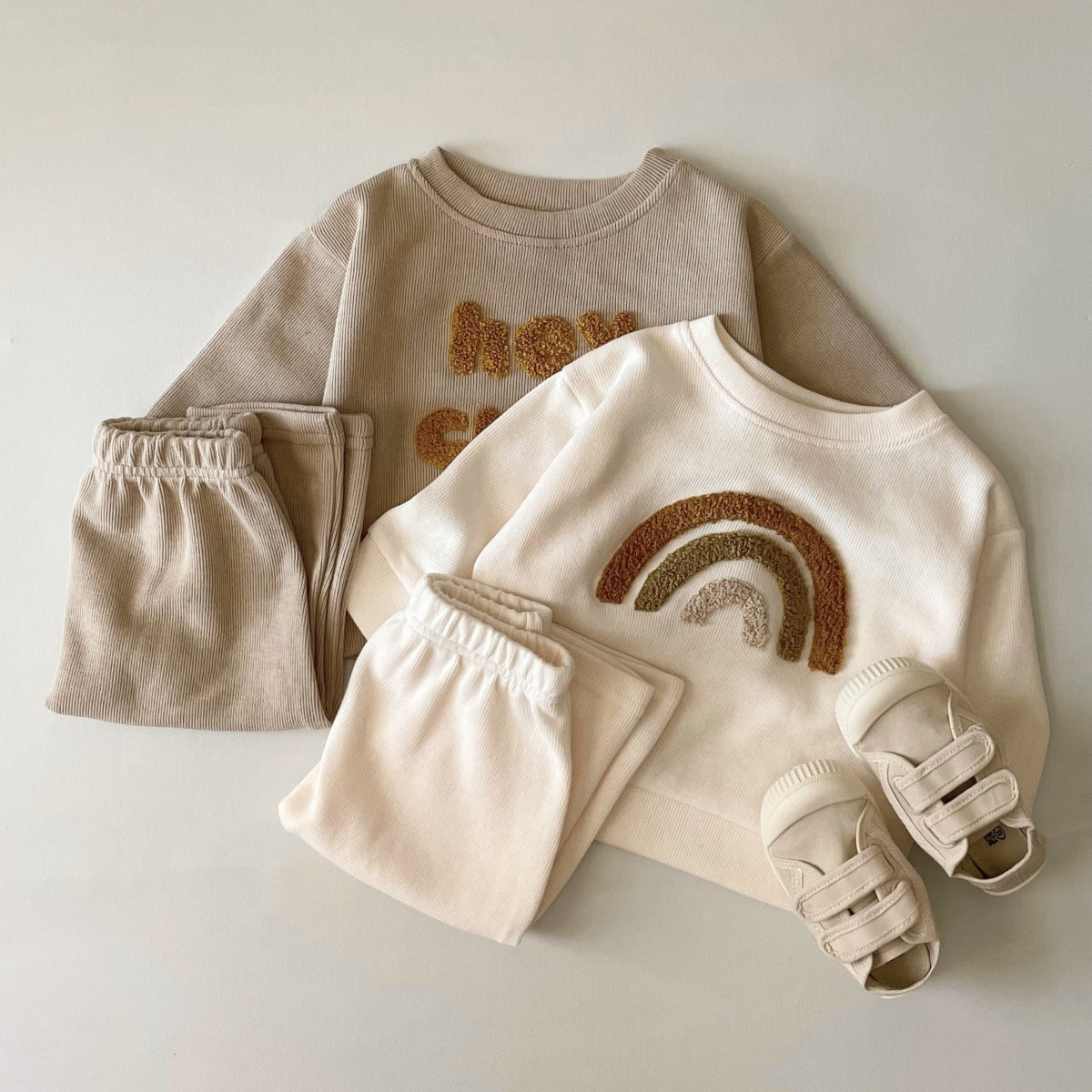 Baby's Autumn 2-Piece Embroidery Set